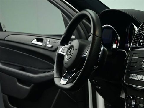 Used 2019 Mercedes-Benz GLE 43 AMG 4MATIC image 33