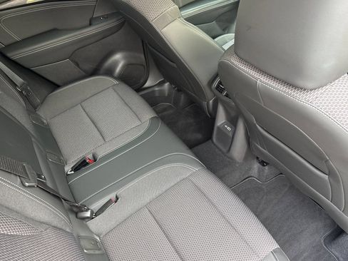 Used 2021 Buick Envision Preferred AWD/4WD image 17