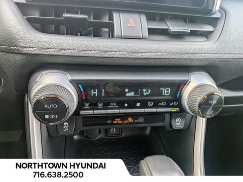 Used 2025 Toyota RAV4 XLE image 18