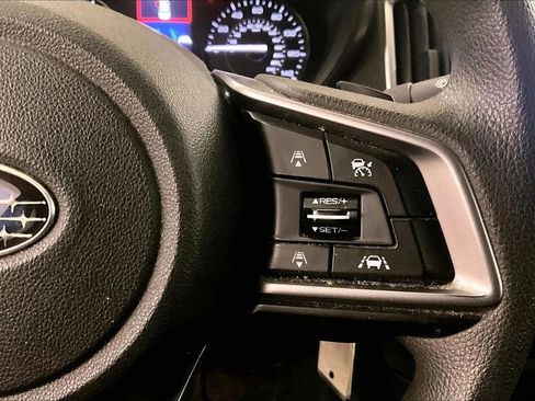 Used 2019 Subaru Impreza 2.0i Premium image 18