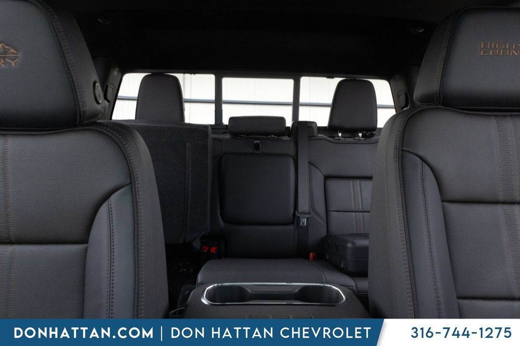 New 2026 Chevrolet Silverado 2500 High Country w/ Midnight Edition AWD/4WD image 20