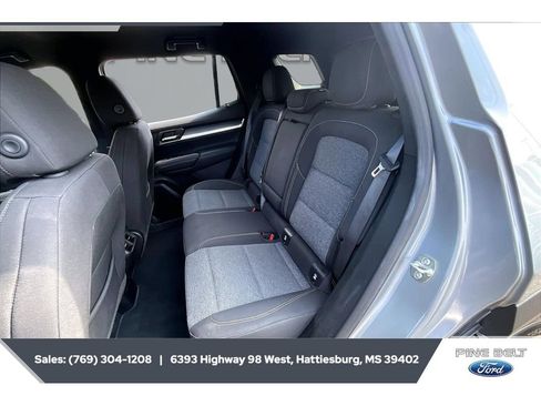 Used 2025 GMC Terrain Elevation FWD image 19