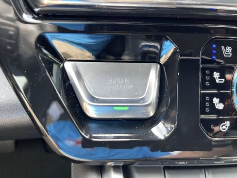 New 2026 GMC Sierra 1500 Denali AWD/4WD image 17
