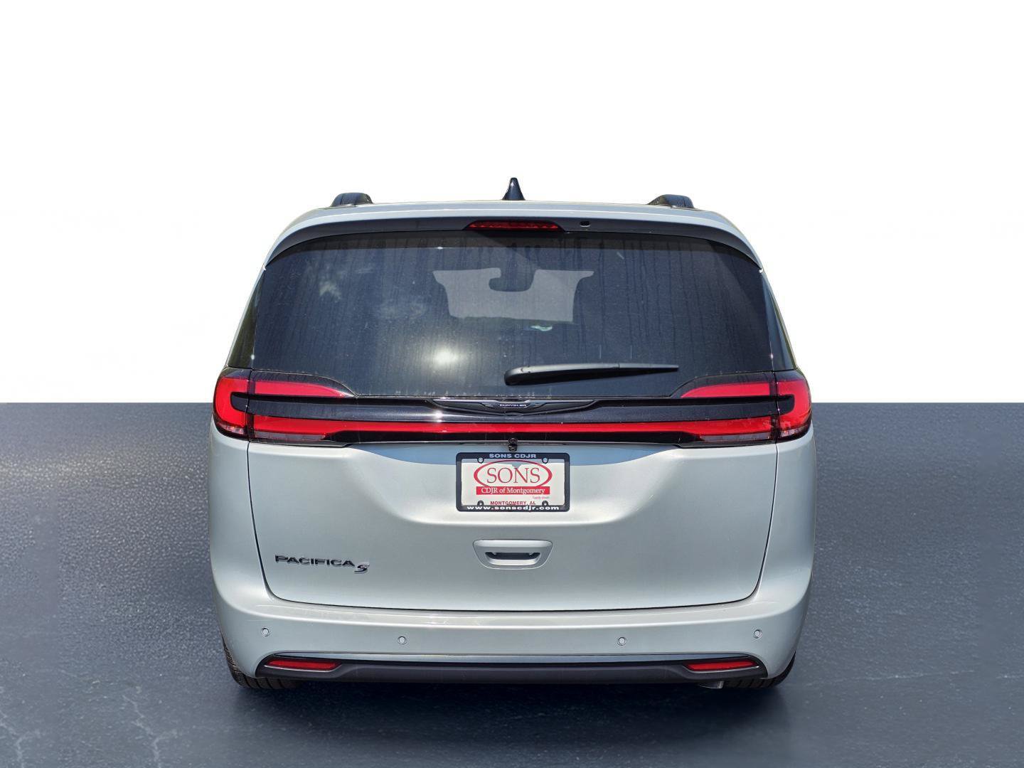 New 2026 Chrysler Pacifica Select w/ S Appearance Package FWD image 11