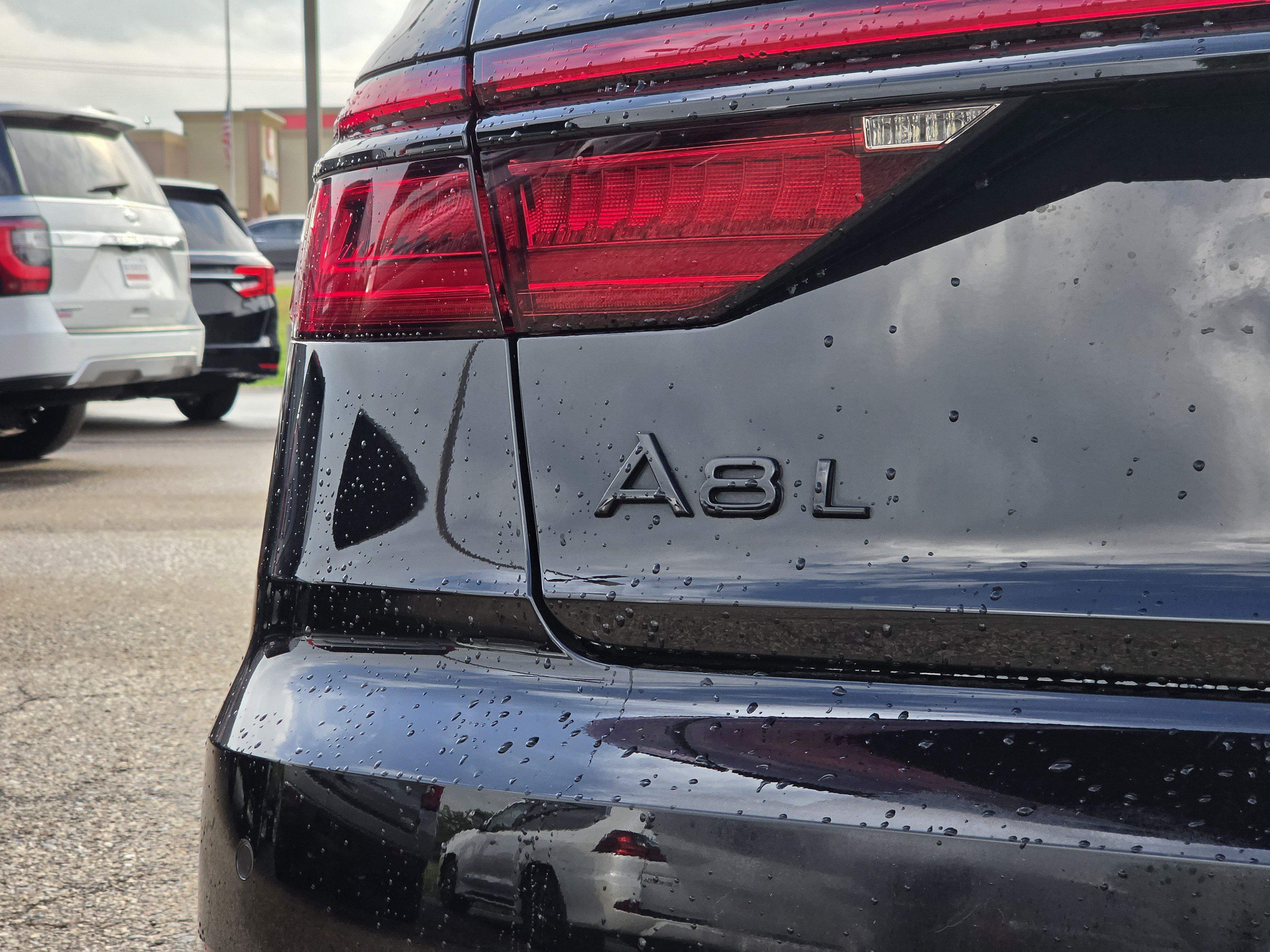 Used 2021 Audi A8 L 4.0T w/ Executive Plus Package AWD/4WD image 6
