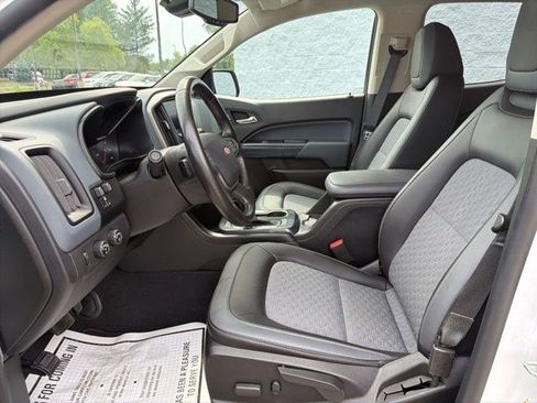 Used 2021 Chevrolet Colorado Z71 w/ Safety Package AWD/4WD image 13