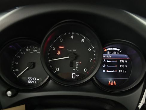Certified 2026 Porsche Macan AWD/4WD image 34