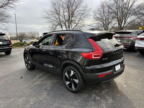Used 2024 Volvo XC40 Recharge Core w/ Protection Package Premier image 5