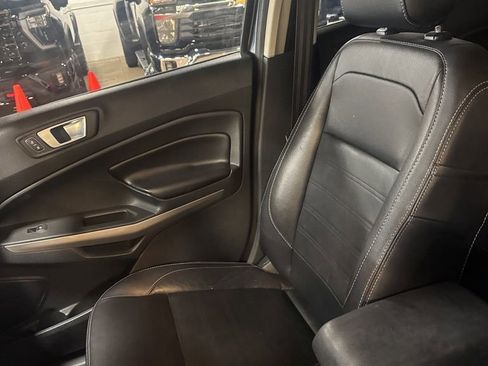 Used 2019 Ford EcoSport Titanium image 8