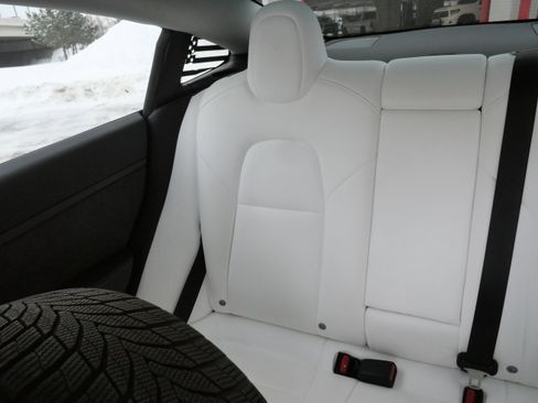 Used 2023 Tesla Model 3 Performance image 12