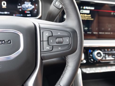 Used 2026 GMC Sierra 3500 Denali Ultimate AWD/4WD image 7