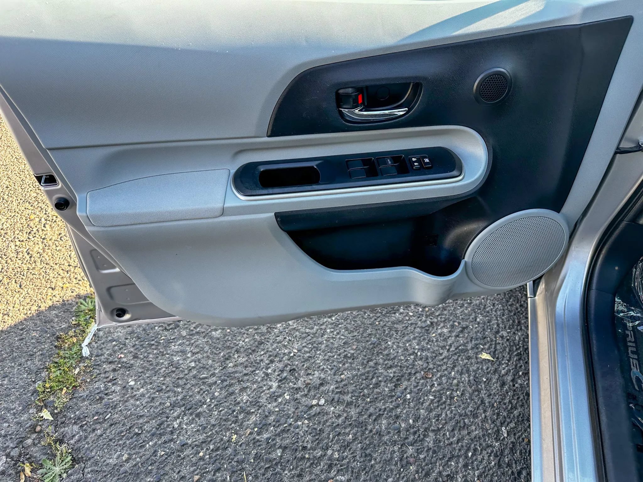 Used 2014 Toyota Prius C Two FWD image 10