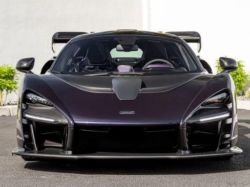 Used 2019 McLaren Senna image 3
