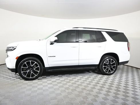 Used 2022 Chevrolet Tahoe RST w/ Luxury Package AWD/4WD image 2