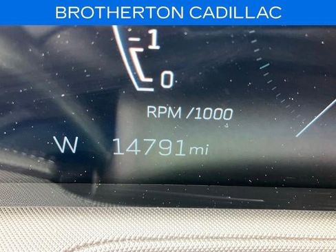 Used 2024 Cadillac XT4 Luxury w/ Cold Weather Package AWD/4WD image 22