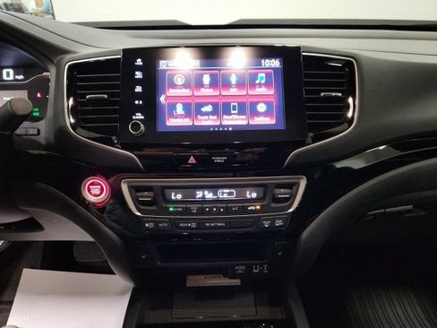 Certified 2023 Honda Ridgeline Black Edition image 14