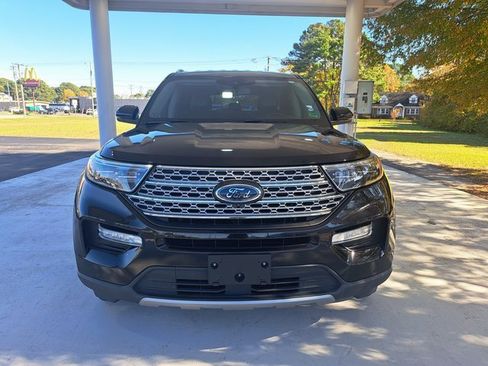 Certified 2021 Ford Explorer Limited w/ Equipment Group 301A image 2