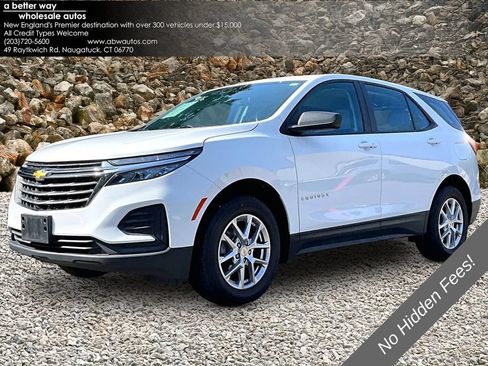 Used 2022 Chevrolet Equinox LS AWD/4WD image 1