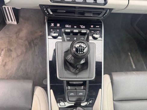 Certified 2022 Porsche 911 Targa 4S image 22