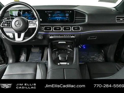 Used 2022 Mercedes-Benz GLS 450 4MATIC image 10