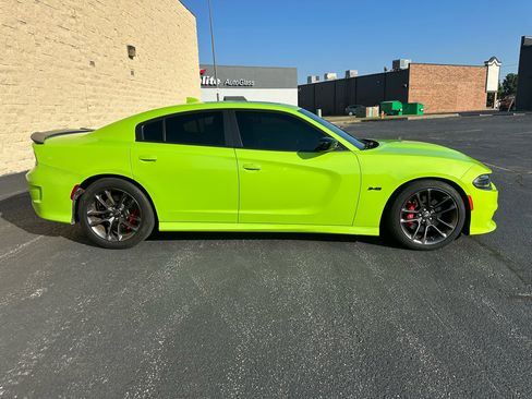 Used 2023 Dodge Charger R/T w/ Plus Group image 6
