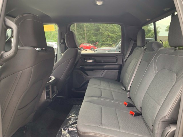 Used 2026 RAM 1500 Express AWD/4WD image 17