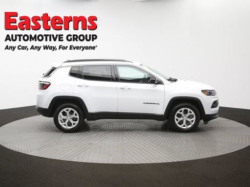 Used 2024 Jeep Compass Latitude AWD/4WD image 43