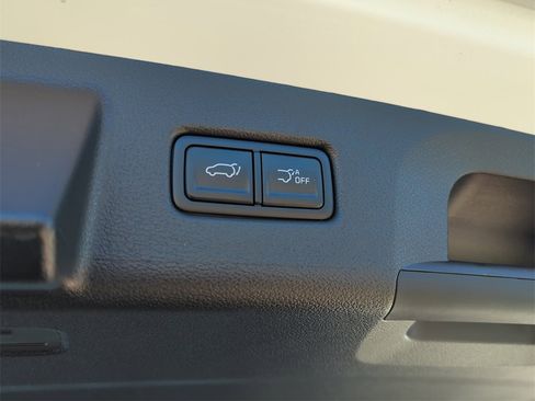 New 2025 Kia Telluride S image 11