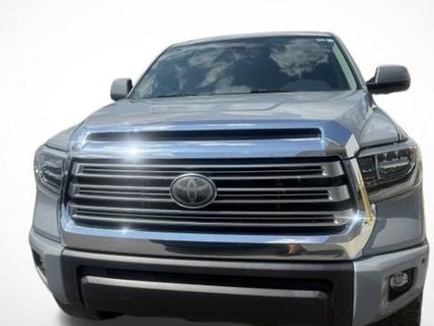 Used 2021 Toyota Tundra Limited w/ Limited Premium Package RWD image 5