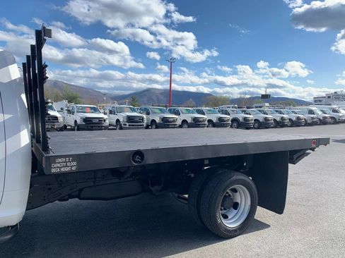 Used 2014 RAM 5500 Tradesman image 25