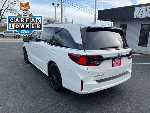 Used 2025 Honda Odyssey Sport-L image 4