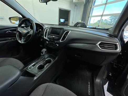 Used 2023 Chevrolet Equinox LT FWD image 30