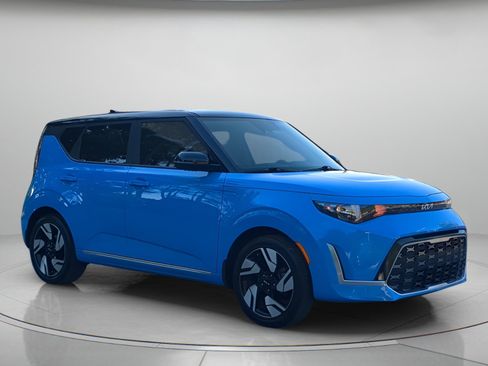 Used 2024 Kia Soul GT-Line FWD image 38