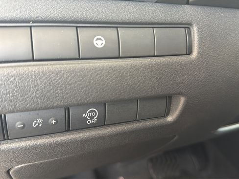 Certified 2023 Nissan Rogue SV AWD/4WD image 20