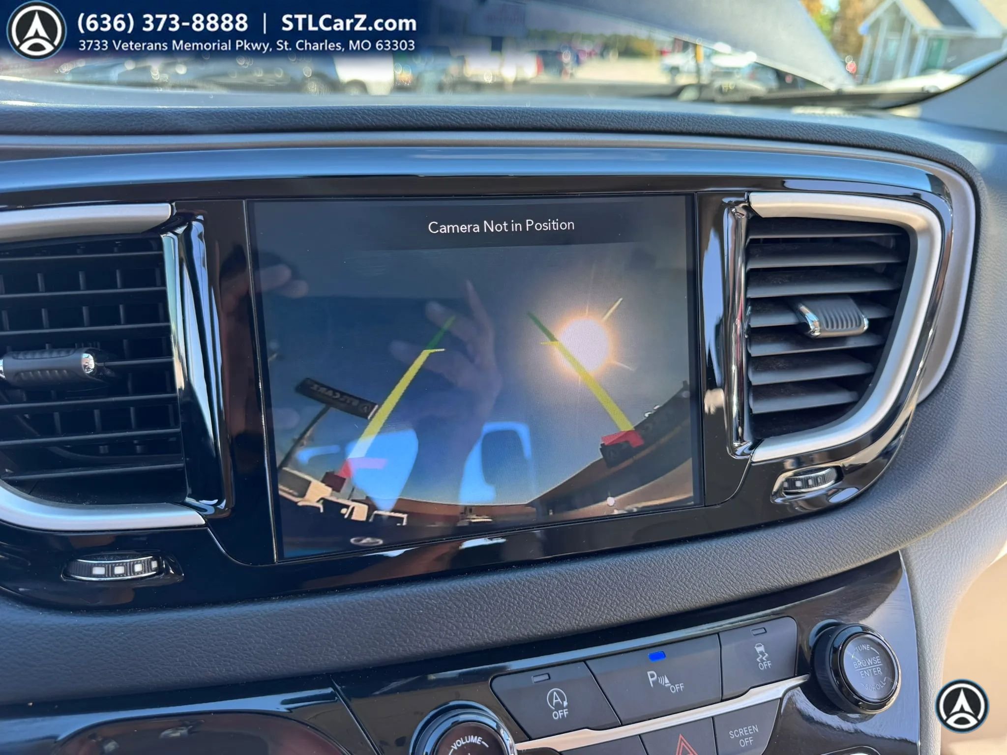 Used 2020 Chrysler Pacifica Touring-L Plus FWD image 20