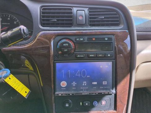 Used 2004 Subaru Outback H6 image 14