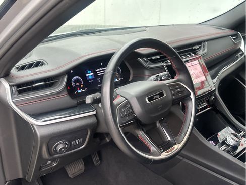 Used 2022 Jeep Grand Cherokee Trailhawk image 33