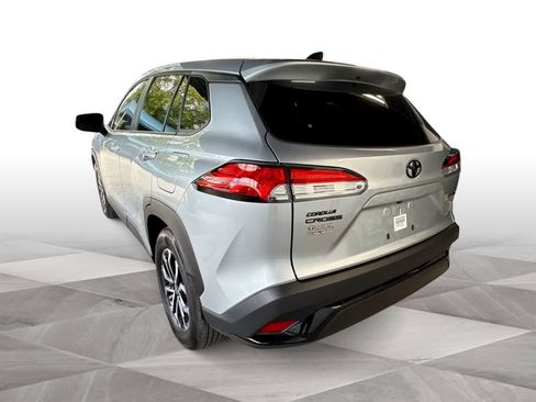 Used 2025 Toyota Corolla Cross AWD Hybrid image 6