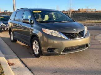 Used 2012 Toyota Sienna LE video 1