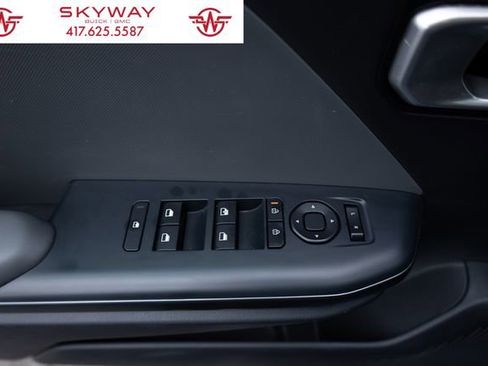 Used 2025 Kia K4 LXS image 17