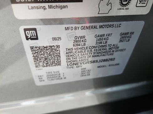 New 2025 Chevrolet Traverse LT w/ Enhanced Driving Package image 17