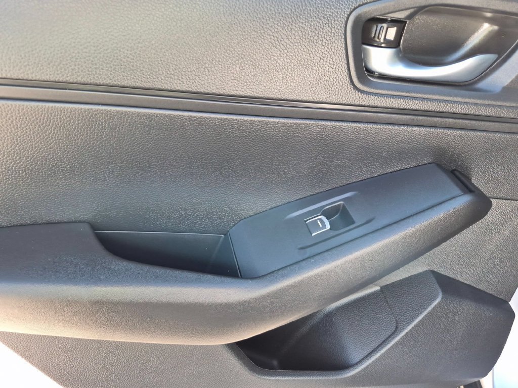Used 2025 Honda Accord SE image 26