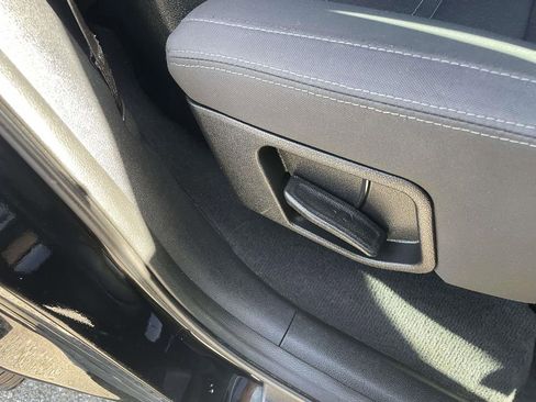 Used 2016 Kia Sorento FWD image 21