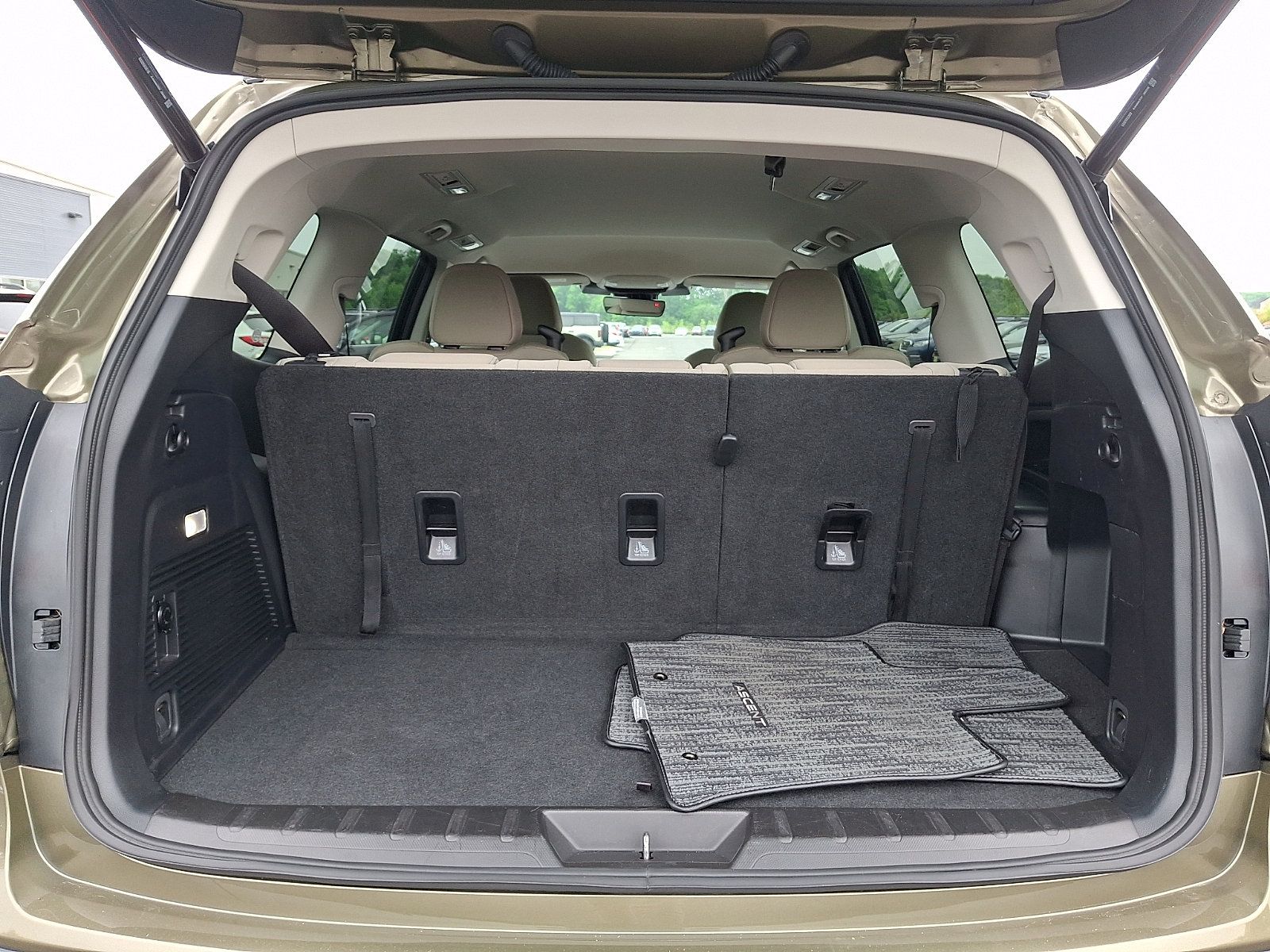Certified 2025 Subaru Ascent Premium AWD/4WD image 27