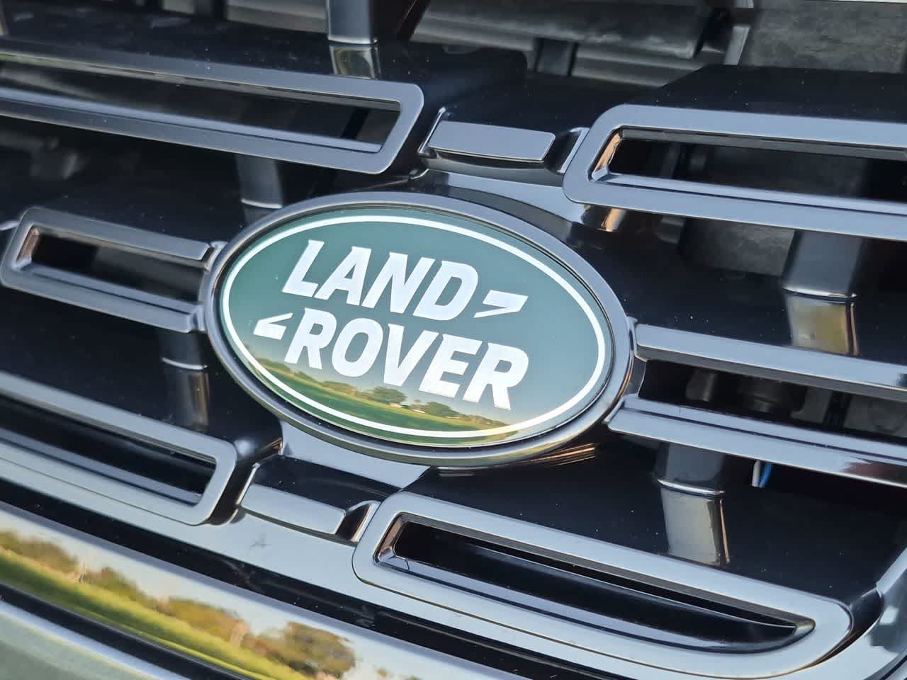New 2027 Land Rover Range Rover Sport SE AWD/4WD image 12