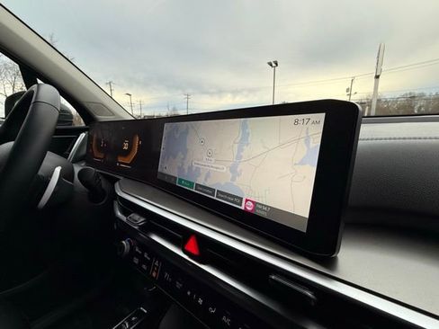 Used 2025 Kia Sorento EX image 21