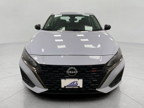 Used 2024 Nissan Altima 2.5 SR image 10