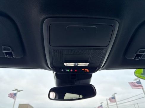 Used 2024 GMC Acadia Elevation image 15