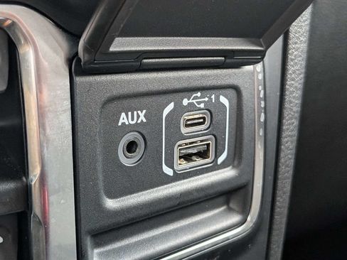 Used 2024 Jeep Wrangler Unlimited Sport AWD/4WD image 22