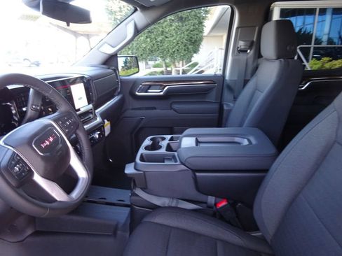 New 2026 GMC Sierra 1500 Elevation AWD/4WD image 13